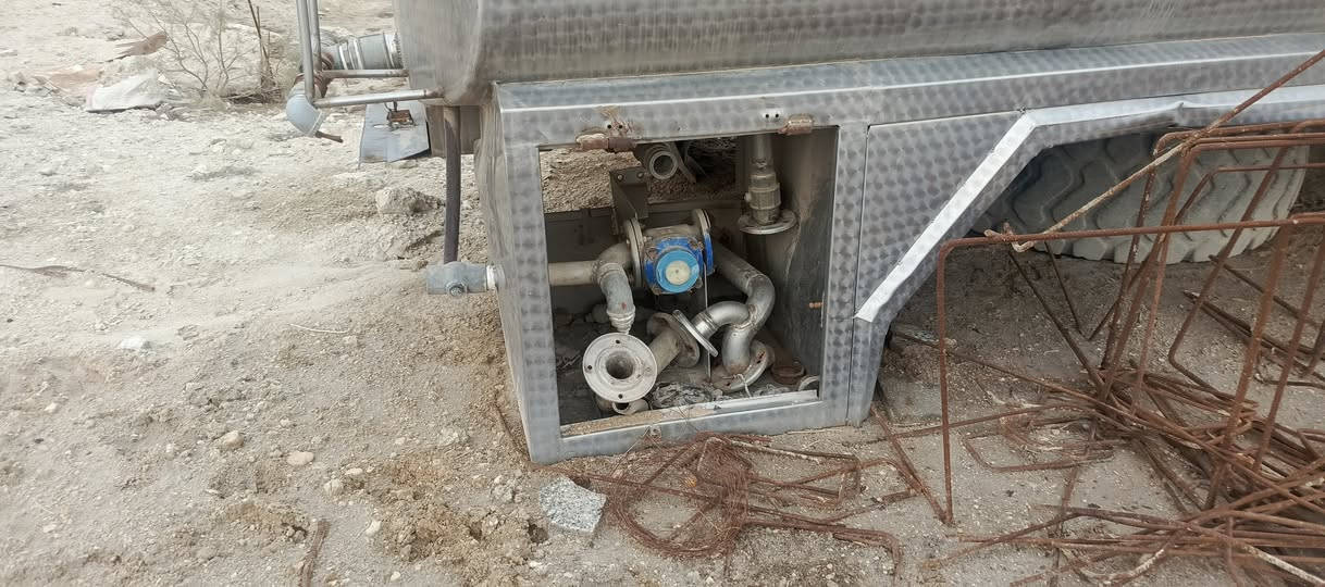 تنكر أوربي استيل اخو الجديد26 الف لتر السعر 120 ورقه في النجف الاتصال على الرقم ***********
