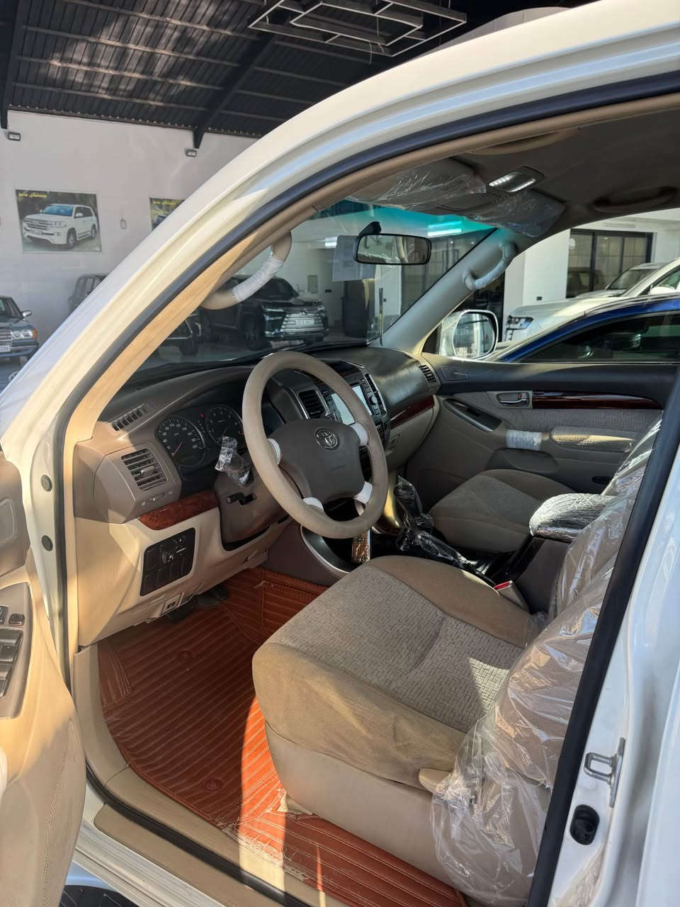 تویەته پرادو
مؤديل 2009
جوار پستن
مواسه فات
ئاويّنه كاره بايي
كاميّراى پشته وه
عه ساس
ته بريد مه ركه زى ته بريد له مس
به نزبه ت سبوع
بىّ سبه غ بيّ ته حديل هه موو كيانى به شه رت 
به نزبه ت مه كينه كراوتەوه
سه ياره كه سيستە مى غازى بو به ستراوه سەنه وى تاوه كوو 2028 نويّيه به ناوى خوّمانه
191 يەک هه زار رويشتوه بو
بو زانيارى زياتر ***********
***********
نرخيشی 180 أربيل, العراق
