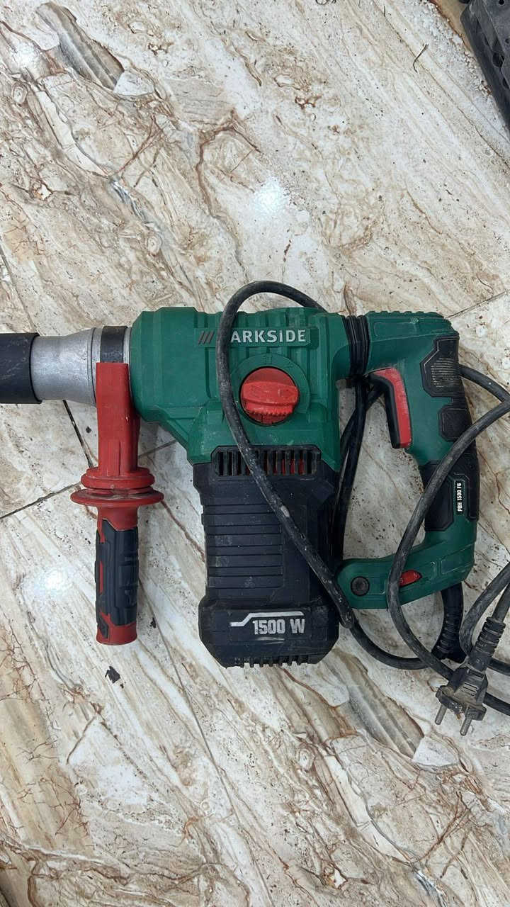 كلمن وسعره شرط بالة ألماني
شرط الفحص
دبل كلج
توصيل موجود جميع المحافظات
اليعجبك راسلني خاص ماسنجر 
 او واتس اب
***********
