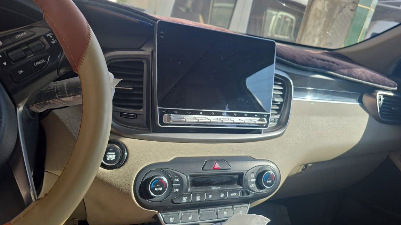 سورنتو ٢٠١٦
رقم بغداد
ماشيه ١٢١
فول
كويتيه
مكفوله
٦ سلندر 
خليجي
بانوراما 
تحكم ستيرن
اشاير مري
مري شفط
جنطه كهرباء
كشنات كهرباء
تدفئة كشنات
كامره 
حساسات خلفيه واماميه
زراكات لايت
بردات جام

السعر 225 ورقه 
مكاني النجف 

***********
نقد فقط
