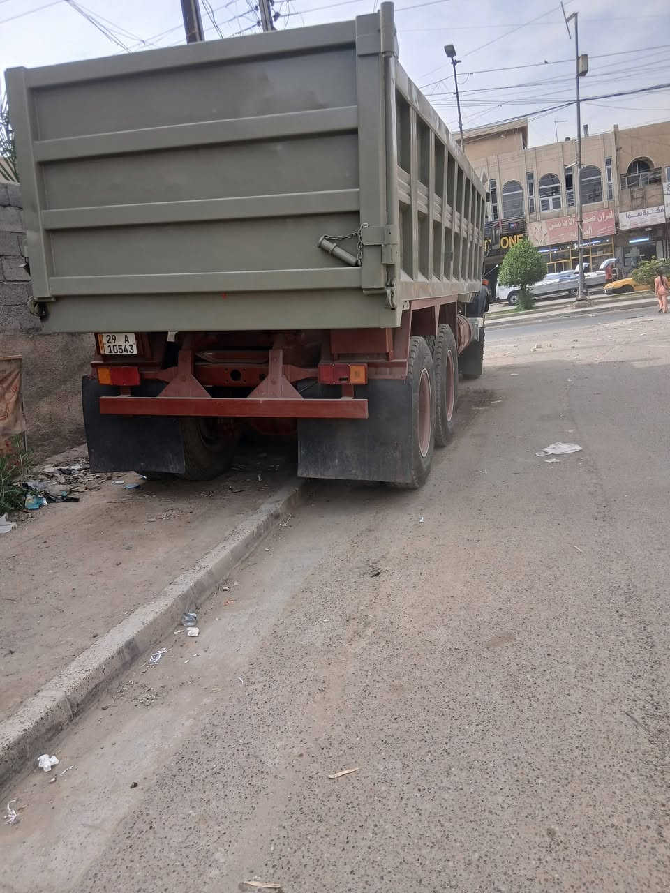 السلام عليكم قجمة للبيع ٨٢ كير تسعين مجوعة جيف تخم تاير سيارة جاهزةللشغل ***********
