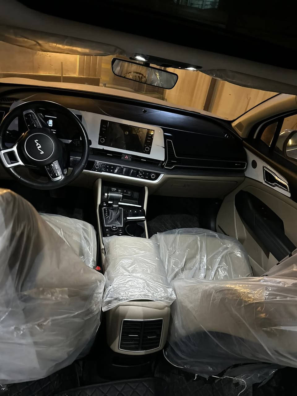 السلام عليكم
للبيع فقط✅
كيا سبورتج 2023 فول 1/1 مكفولة كفالة عامة حتو من الشخط
كير مكينة صبغ بارد حالوب رصعات كفالة من جميع النواحي
ماشية 15 الف كيلو فقط جديدة وبحالة الوكالة رقم شنالي باسمي تحويل مباشر
بانوراما
جنطة كهرباء
رادار امامي وجانبي وخلفي
تدفئة مقاعد وستيرن
تبريد شاشة
كشنات كهرباء
بصمة عدد 2
عدادات الكتروني
حساس امامي خلفي
انظمة قيادة
هاند بريك دكمة
شاحن لاسلكي
وباقي المواصفات المعروفة 
السعر المطلوب 22,900$ وبيها مجال
مكان السيارة بغداد حي الجامعه 
***********
