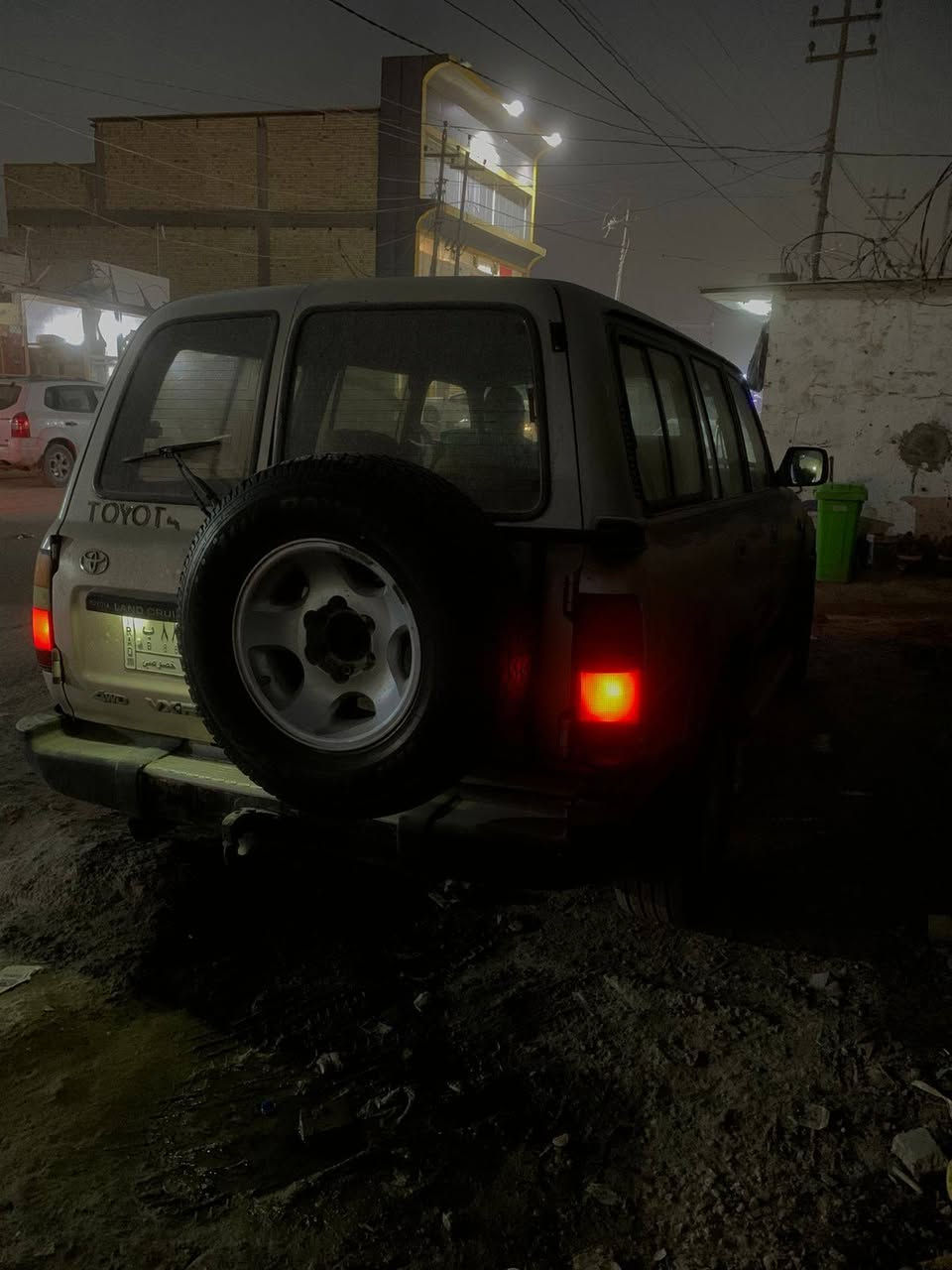 مونيكا 1992 بغداد مشروع وطني
محرك كير لوكير مكفولات
تخم تاير جديد صار 5 ايام شديته
كهربائيات كلها شغاله
حدادية جيدة
راديتر جديدة
نقص فقط تبريد 
السعر 68 وبيهة مجال
***********
