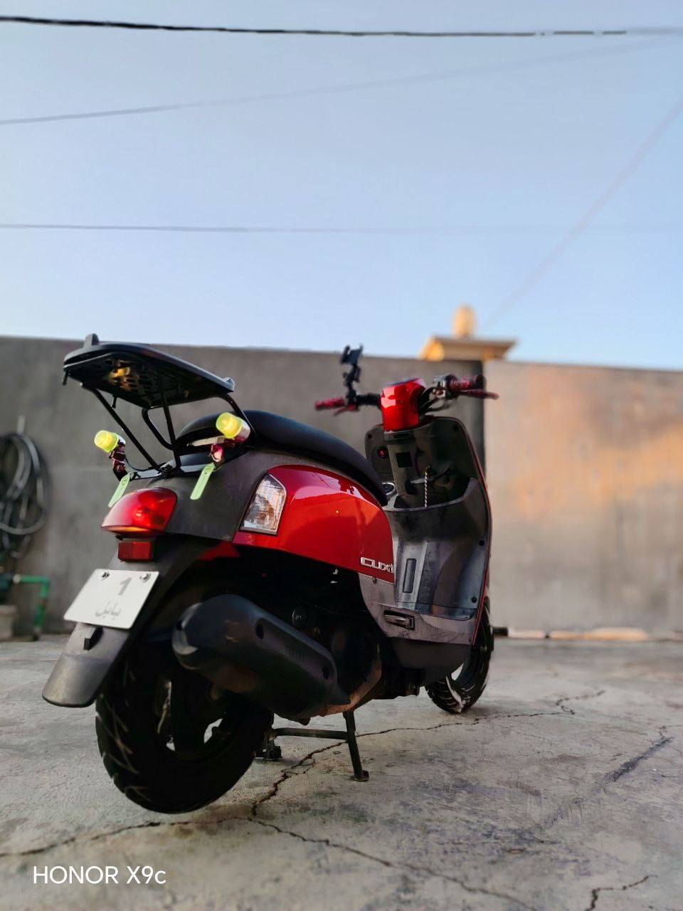 عليكم....
مكلف بلنشر
دراجة ماكس بوليس  🛵 للبيع 2009
دراجة شلعه معدل كهربائيات كلهه شغاله 
دراجة جديده فقط مبدل كفرات وكفراتهه البلاديات موجودات للجماليه مبدلات الكفرات 
تخم تايرات الدراجه جديده بمعنئ الكلمه 
أي نقص مابيهة تعال وشوف بعينك 
العنوان بابل مشروع المسيب 
السعر 800 وبيهه مجال حك الجيه
اذا مو شراي لا تتصل فدوه وتعبني 
  الاستفسار الاتصال على الرقم 
📞 ***********
