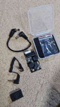 قطعة إلكترونية • للبيع • قيم وخذ