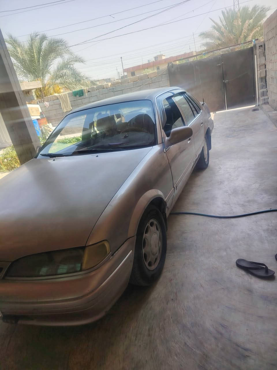 سلام عليكم  دايو بر نس لون اصفر شمباني موديل 1994  
مكان سياره الانبار الفلوجه سعر 33 وبيه مجال بصيط 
الكير يخر عل بك.    *********** 
***********
