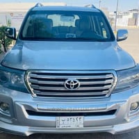 لاندكروز11 ستينية  8 سلندر 5700 رقم بغدادبسمي بيها مكانات صبغ واضح وال...