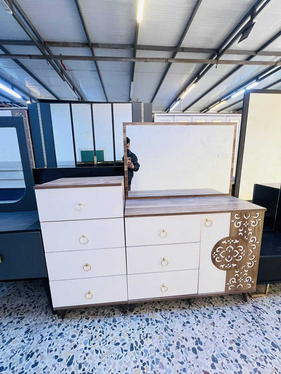 600


**إذا كنت صاحب هذا الإعلان وتريد حذفه لأي سبب، رجاءا أرسل رسالة إلى الدعم الفني**