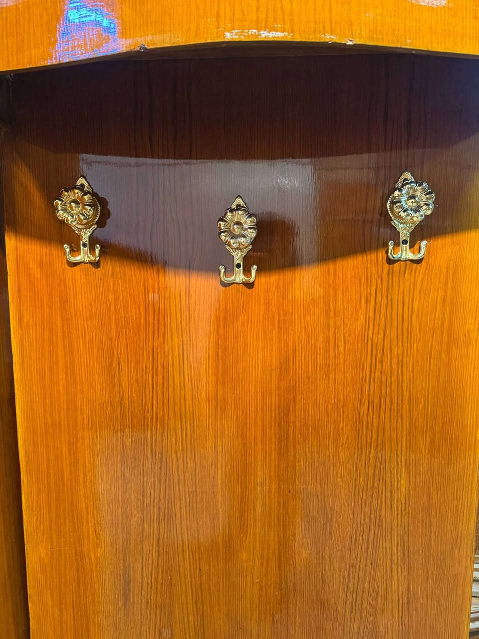 السلام عليكم معرض الشويلي لنجاره والأثاث 
غرفه 6 وملحق صاج داخل وخارج الظهر جرجوبه
صاج شغل ثقيل جدا جدا نظيفه اخت الجديده استعمال قليل الغرفه  صاج الوجه 5 ملم وداخل أبيض 4ملم 
 للحجز والاستفسار علئ الرقم او واتساب (***********) ( *********** )
يوجد توصيل جميع المحافظات
العنوان بغداد الامين ثانيه
