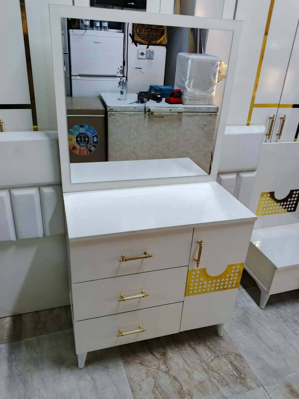 غرفة نوم للبيع   شراي يجي خاص العنوان كركوك 7قطع


**إذا كنت صاحب هذا الإعلان وتريد حذفه لأي سبب، رجاءا أرسل رسالة إلى الدعم الفني**