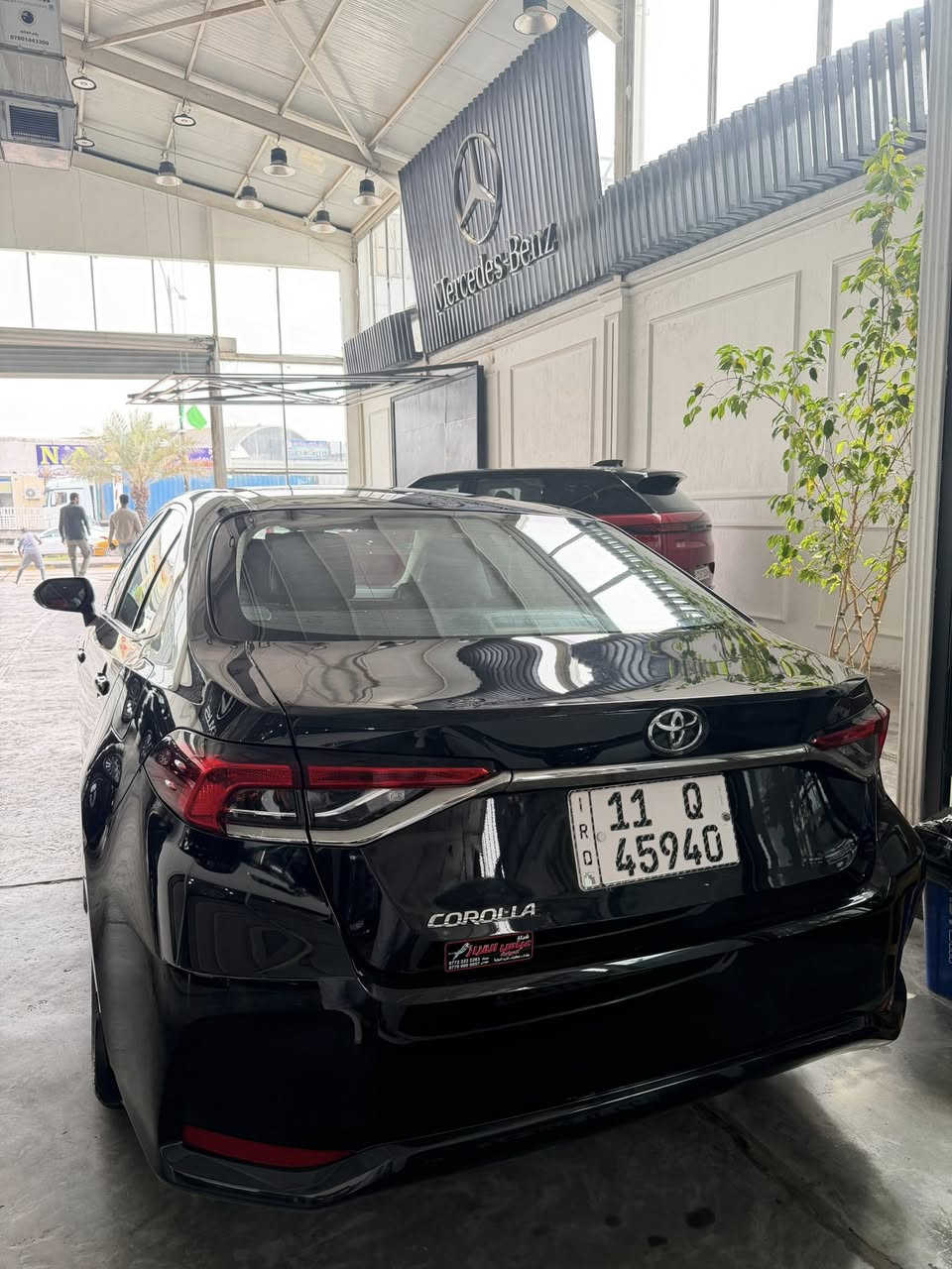 سلام عليكم 
كورلا بانزين 2023 
رقم بغداد 
ماشية 28 الف كيلو 
فتحة سقف
بيهة بارد بلباب الخلف الصدر فقط 
السعر 15,500 وبيهة مجال بسيط
مكان السيارة بغداد الكاظمية جكوك 
***********
