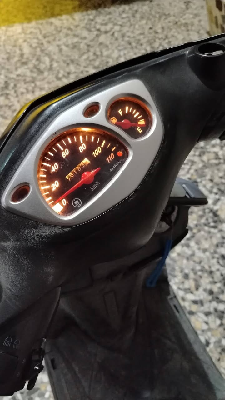 سلام عليكم دراجة سكنس ياباني 110 دراجة بيها صوت بل مكينه  صوت زنجيل  مفتوحه مره وحدا كهربائيات كلهن شغالات دبلات جدد  ( السعر 450قفل) العنوان بغداد الحبيبية قرب مطعم وليد ابو الَكص الرقَم*********** شغال بس واتساب
