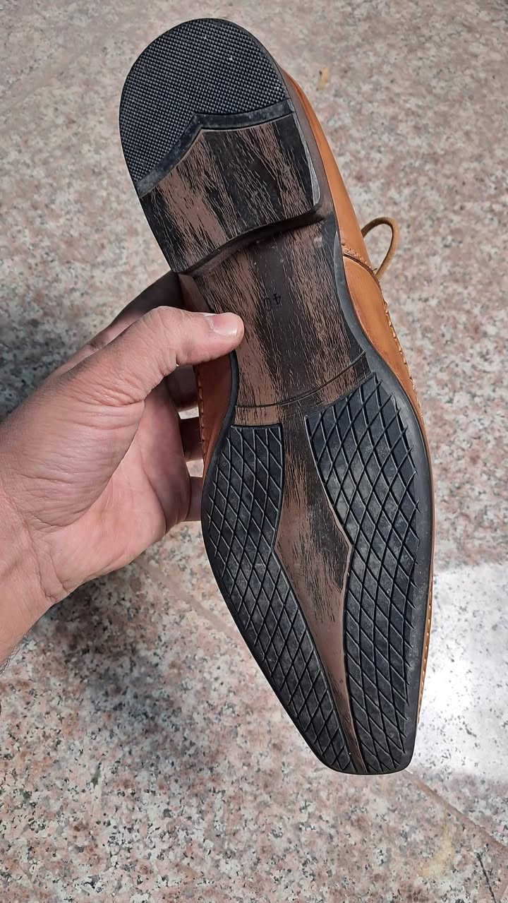 ماركة فرساجي الأصلي قياس 40 ويلبس 40 ونص كذلك 
جلد طبيعي أصلي شرط باله أوربي 
غير مستخدم 
خدمة توصيل لجميع 🚕محافظات العراق


**إذا كنت صاحب هذا الإعلان وتريد حذفه لأي سبب، رجاءا أرسل رسالة إلى الدعم الفني**