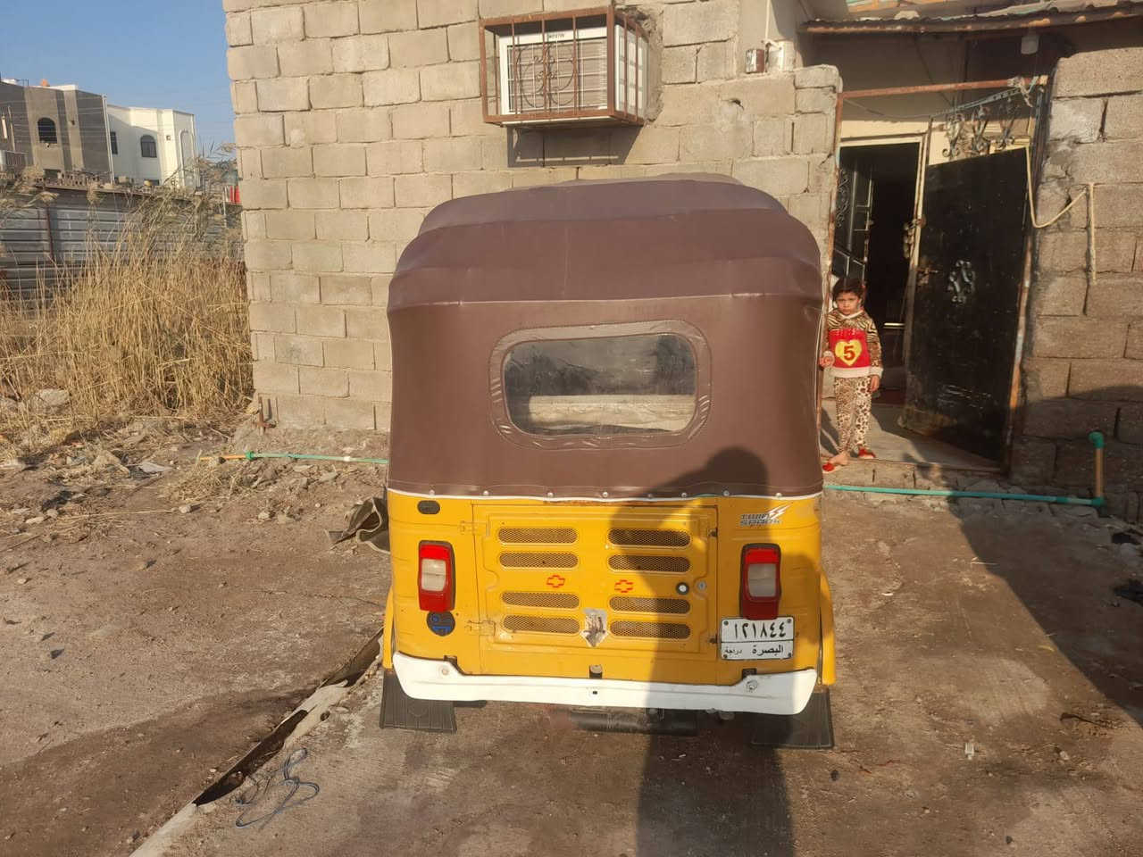 تكتك للبيع باجاج  رقم سنويه سعره طا 4500 رقم ***********
