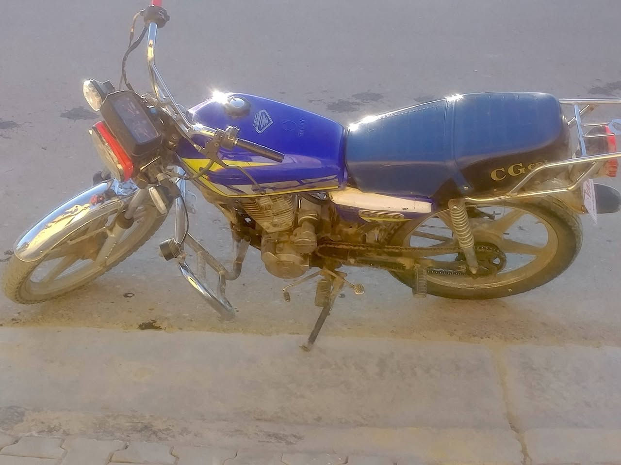 سلام عليكم ايراني خمسه كير مو يل2023 شلعه نعدل دراجه يرادله ترتيبات نقصه سلف كهربائيات كلها شغاله بدون اوراق اكفل سرقه دوله وعشائر سعر325مجال بسيط او مراوس مكاني حسينيه الراشديه ***********
