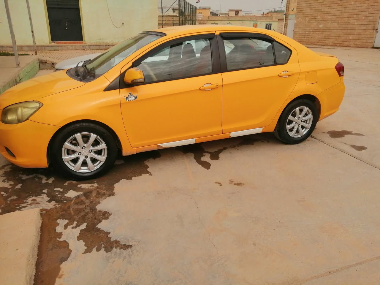 كریت ویل رقم كركوك موديل 2011بدون ضرب محرك یارس ***********
