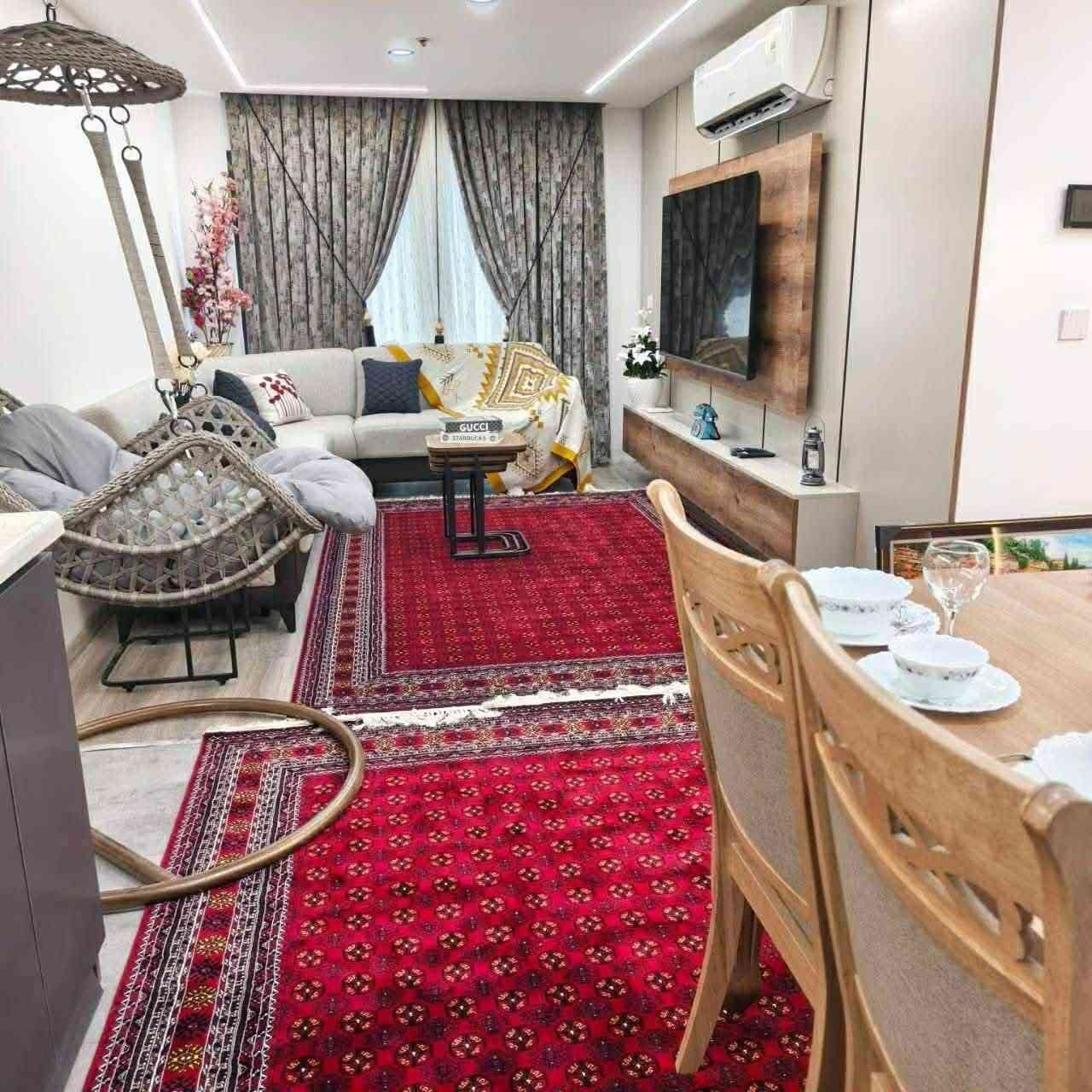 للبيع
-شقة 
استثماريه موجره بعقد سنوي شهريا 
600$مقدم 3شهور 1800$
-زيرو

في أربيل
مجمع لايف تاور
تبعد دقيقتن عن امباير و4دقائق عن 
المطار 

 مساحة 105

يتكون من
- غرف نوم 2
-صالة 
- صحيات 1
- مطبخ
- طابق  2
- واجهة خارجي مطلة على 
امباير والمطار وبارك سامي عبد الرحمان 
- 
- ⁠للأستفسار أكثر يمكنكم التواصل معنا عبر الواتس آب 
- ***********
- ⁠***********
