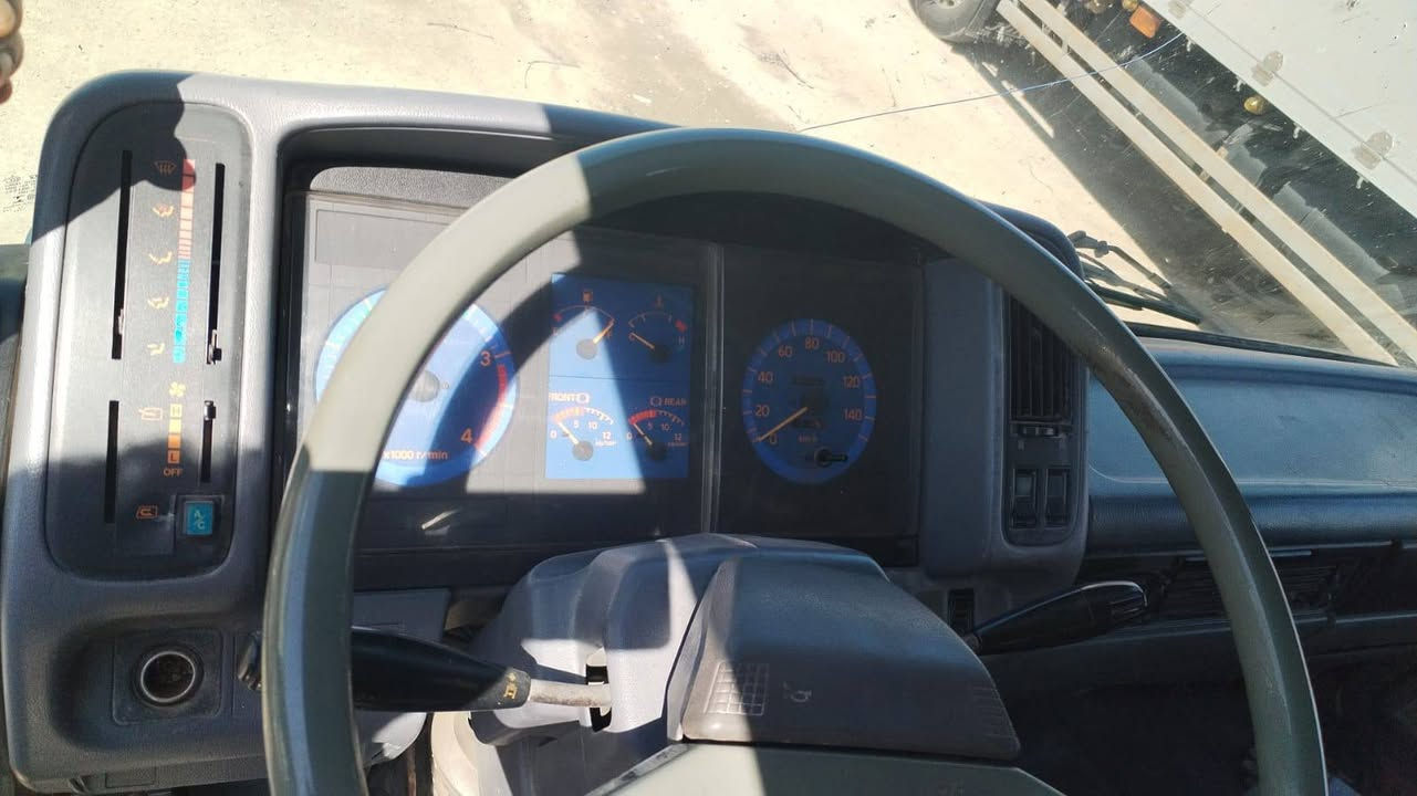 سلام عليكم سياره جاهزه لاتبخير لاصرف تخم تاير صفاحيات سبعين 
مكينه سبعين سوبر رقم الهاتف *********** مكان عزيزيه
