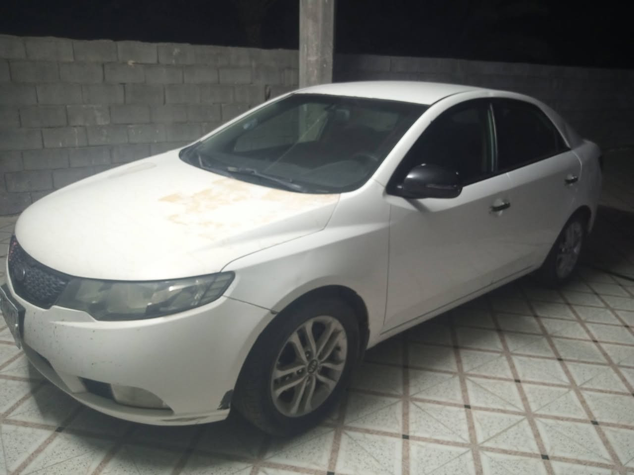 سيراتو موديل 12 
رقم اربيل سنويه نافذه تحويل وكاله 
مكينه وكير وتبريد كفاله
شواصي لغود كفاله بيه صبغ اثر طخات بسيطه 
مكاني واسط قضاء الصويره ***********//***********
