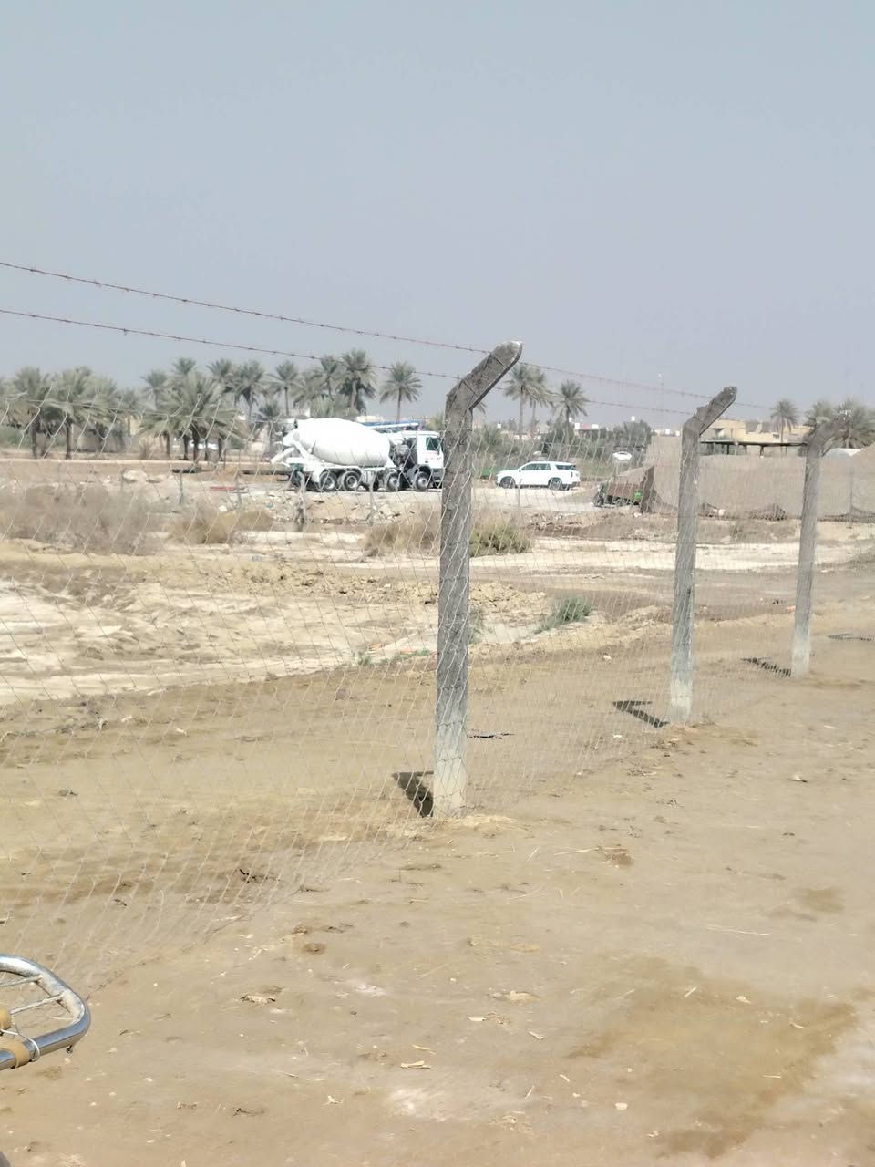 السلام عليكم
ارض طابو زراعي سند ٢٥ تحويل مباشر بسم المشتري بل طابو، المساححة دونم و٩٠٠م الواجهية ٥٥م الرض مربعة وتجارية تبعد عن شارع كربلاء ٤٠٠م من جهة بابل الرض يمهة معامل شارعهة ١٢م باقي التفاصيل بل فيديو هاذا رقمي *********** اتصل وتدلل غير متواجد عل فيس ممكن تتصل عل واساب
