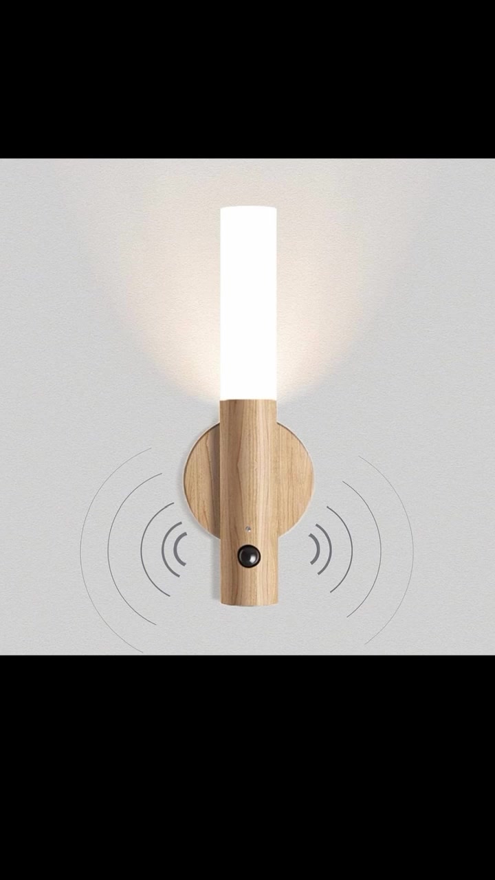 مصباح ذكي لا سلكي خشبي 💡
سعر 2 قطع 10,000 الف 
توصيل لكل محافظات العراق
التصميم مصنوع من الخشب الطبيعي ويحتوي على قاعدة مغناطيسية للتثبيت بسهولة على الأسطح المعدنية.

الوظائف يعمل تلقائياً عند اكتشاف الحركة في الظلام بفضل مستشعر مدمج بالأشعة تحت الحمراء.
سهل التركيب⭐
الطاقة يتم شحنه عبر منفذ US وتدوم البطارية لعمر طويل


**إذا كنت صاحب هذا الإعلان وتريد حذفه لأي سبب، رجاءا أرسل رسالة إلى الدعم الفني**