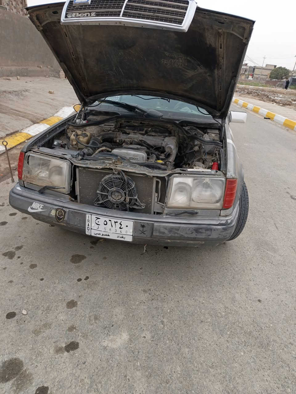 السلام عليكم مارسدس دب موديل٨٧ كير ومحرك بطه ٣٠٠٠جديد صار أقل الشهر شديته سيارة على البلاد مكفوله من الصبغ والضربه بس جارده قواعد دبلاات بلادي سيارة مابيها اي خياس فقط جارده رقم بغداد مشروع وطني سنويه ل ٢٨بسم ولد جيراني تريد تحويل تريد وكاله تخم تاير جديد تبريد ثلج منضومه كاملة جديده شغال السعر ب٤٠ بيع او مراوس حسب القناعه المكان واسط الصويرة ***********
