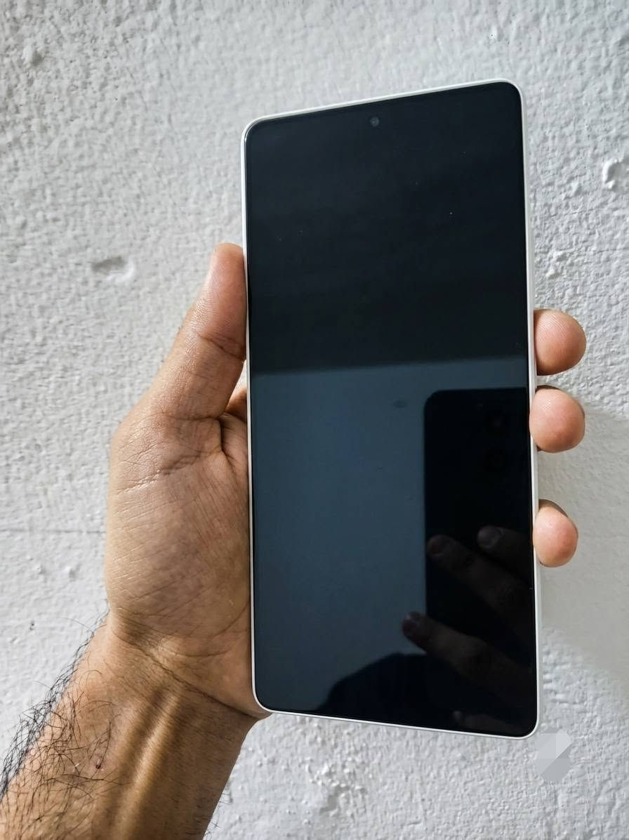 للبيع أو أمراوس Redmi Note 13 5G مكفول كفاله عامه 

لحالة: اخو الجديد نضافة فول100% وضهر زجاجي فخم  

لمواصفات: الذاكره 128 / العشوائيه 8+8 يعني16

شاشة امولد 120 هرتز سلاسه فول كامرة 108MP

 ببجي يدعم حالين 60 فريم /
 
يجي ويا كفر ولاسق حمايه فقط 

السعر: 200الف وبي مجال قليل مكاني بغداد ابو غريب 

وهاذه رقمي ‏‪***********‬‏ بي واتساب / 

توصيل ماعندي ❌
