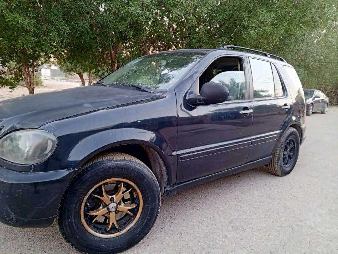 السلام عليكم مارسيدس MLموديل 2000 محرك كير بلاد حداديه تعبانه تحويل مباشر. السعر50 مكان السياره بابل القاسم *********** اتصل وتدلل
