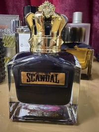 عطور • مستعملة شوية • أصلية