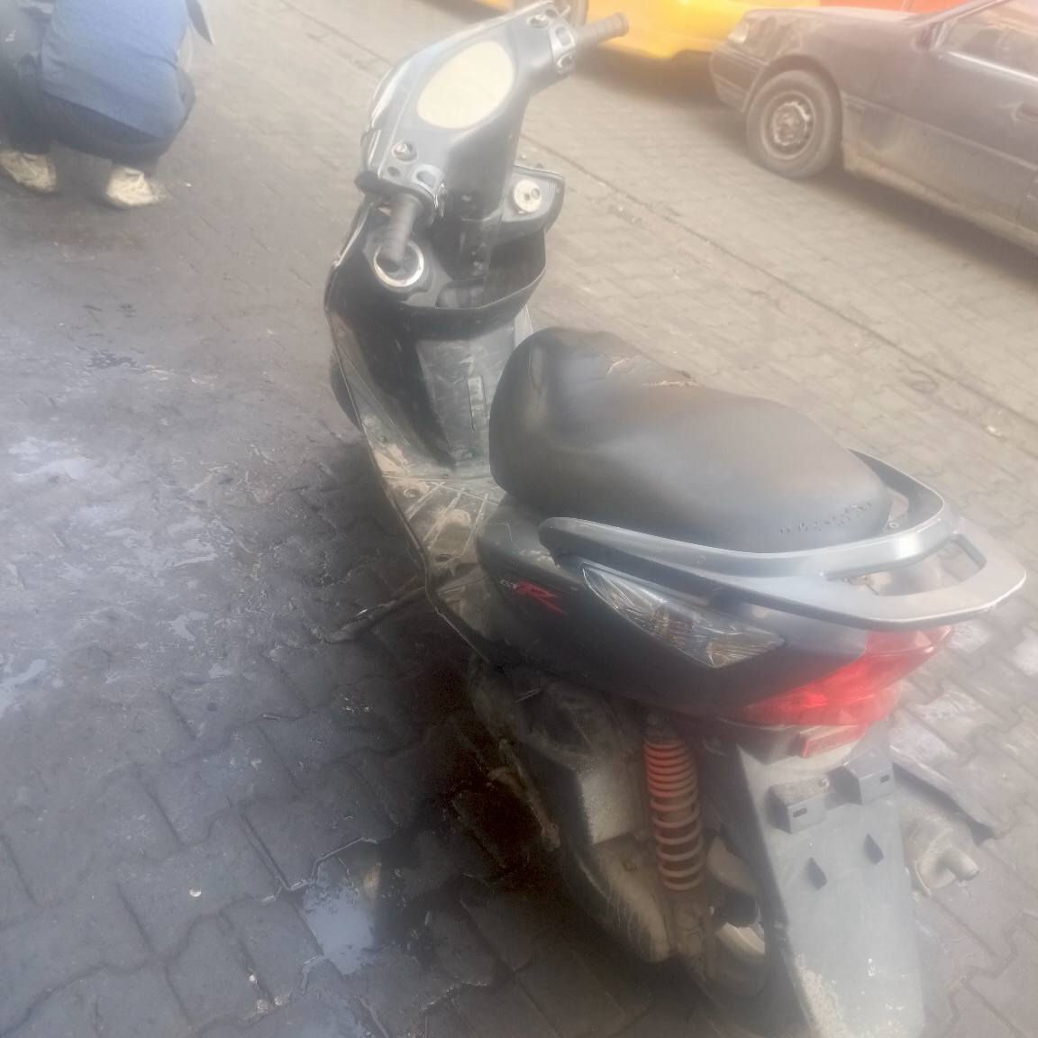 سلام عليكم دراجه ماكس ثلعب نكره مكينه خرسه  شرط بلاديه وين متريد روح بيها دراجه مال جناي سلف هندر بي وقت شاد له تاير خلفي 12 مال سكنس  بيها دبل امامي تعبان فقط سعرها 325 بيها مجال بسيط لشراي خاص او يتصل *********** بغداد, العراق
