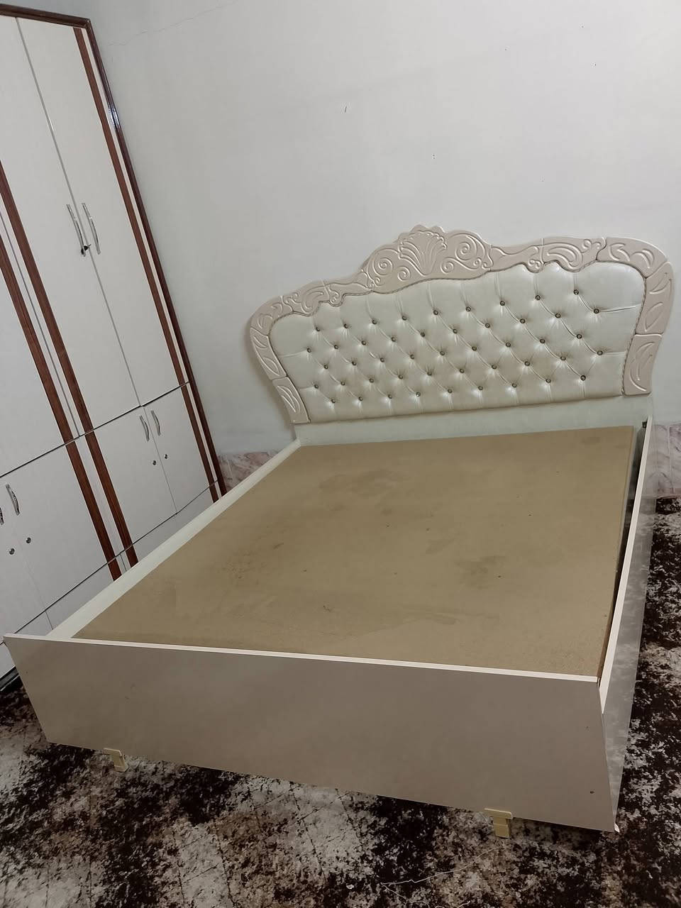 سلام عليكم سرير نفرين شغل يد تفصال نجاره فول احطاطه داخل سرير صوميه بالم بريس اصلي ويا دوشك درجه اولى صاحبه مفصله تفصال سعر 250 الف ويا دوشك العنوان كلار  ملاحظه صاحبه مفصله ويا دوشك 450الف دينار


**إذا كنت صاحب هذا الإعلان وتريد حذفه لأي سبب، رجاءا أرسل رسالة إلى الدعم الفني**