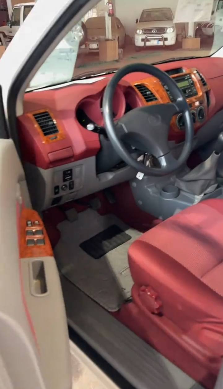 عرض تويوتا هايلكس مخزن موديل2010
بحاله الوكاله جير بدي عادي عضلات كلها عل شرط 
🇱🇾 الفحص السياره 
الممشى 28 الف كيلو فقط 
السعر 6500 الف دولار 
🇨🇦يتوفر شحن جميع انحاء 🇸🇽الدول العربيه تواصل وتساب+966594708034


**إذا كنت صاحب هذا الإعلان وتريد حذفه لأي سبب، رجاءا أرسل رسالة إلى الدعم الفني**