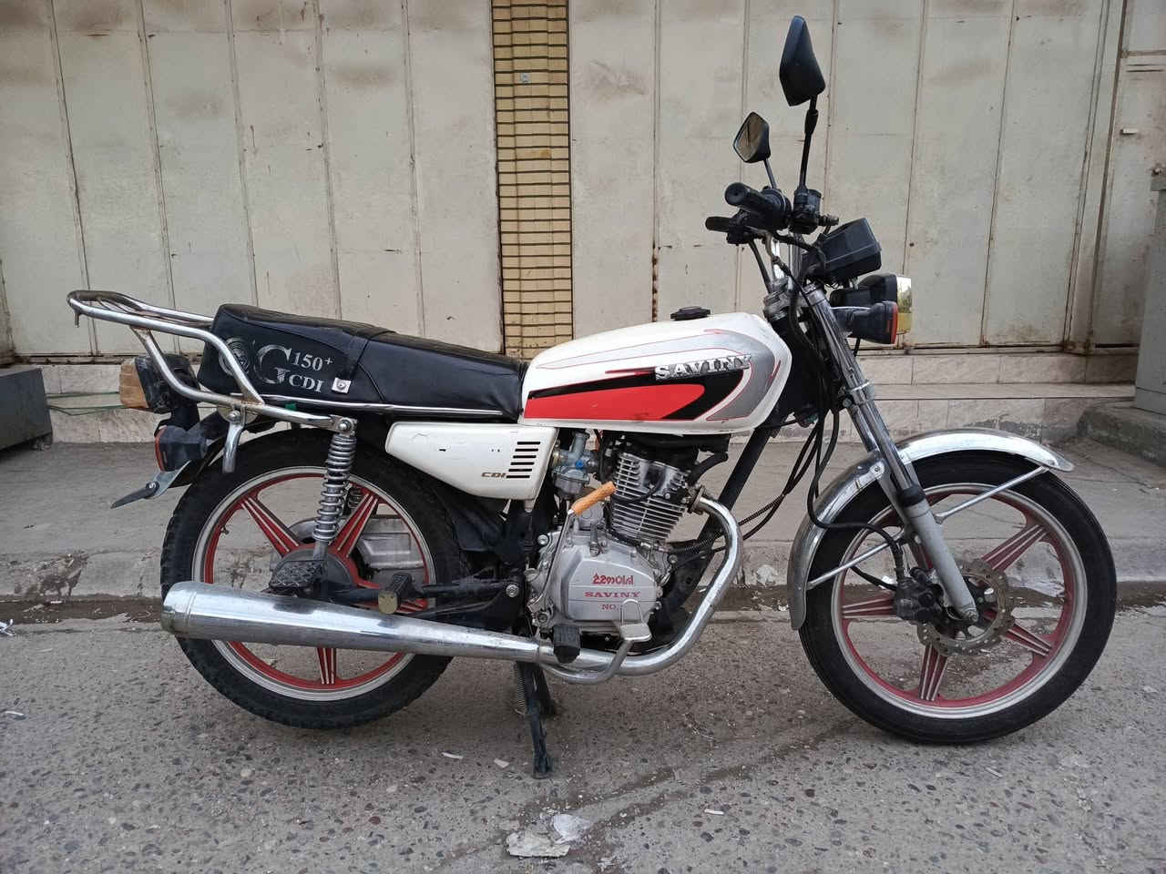 للبيع سافين موديل 2020منفيس بي كهرباء كلو شغال السعر 340وبي مجال المكان شارع 60يم كباب عرفان شراي خابر واتساب ***********
