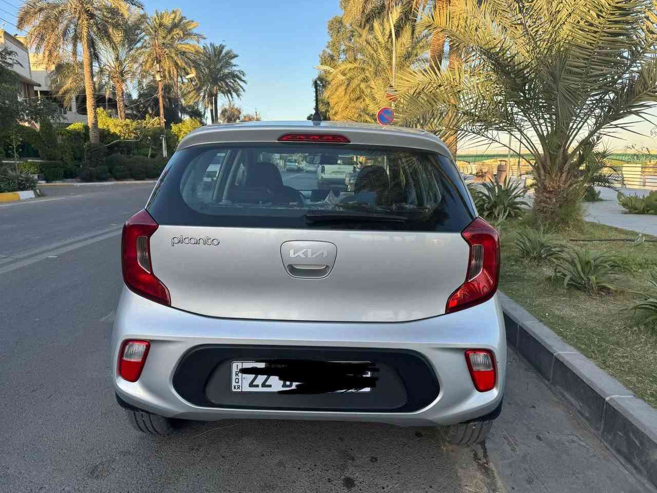 السلام عليكم
للبـيـع

 كيا بيكانتو 2023 خليجي  

كفالة عامة من عدا الدعامية مبدلة 
ماشية ٣ الف ققط زيرو  

رقم اربيل باسم شركة تحويل او وكالة حاضر

مواصفات 

محرك DOCH المرغوب 4 سلندر   

تحكم ستيرن جهتين  

4 جام كهرباء 

بلوجكتر امامي

شاشة 

كامرة دوارة 

بلوجكتر

مري شفط+اشاير مري

ويل كب 

تحكمات استيرن

 حساس اطارات

سويج عدد 2 

‏AUX و USB

 بلوتوث وحاكية تليفون   

للاستفسار :*********** مكان بغداد الجمعيات
