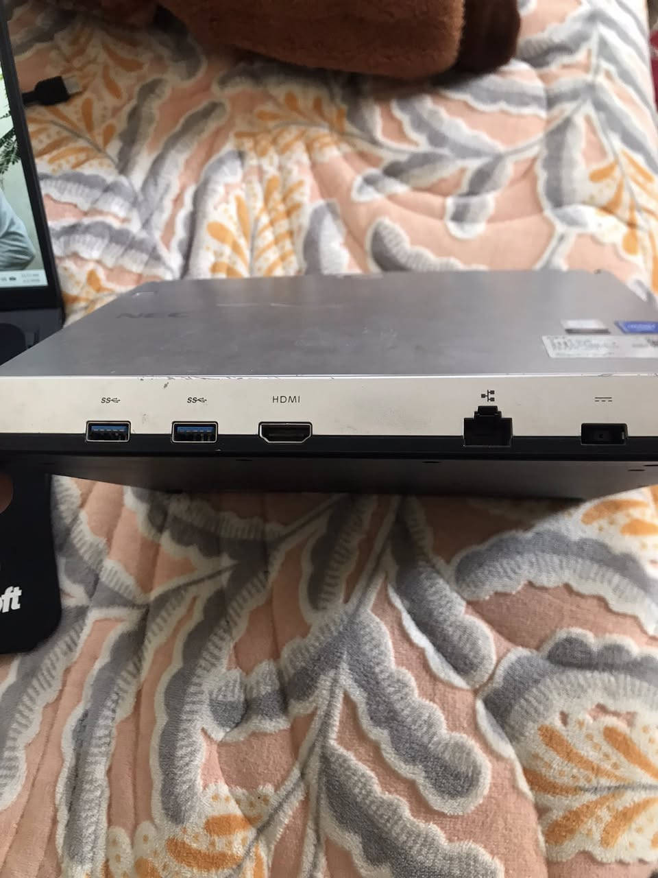 حاسبه نوع nec فرنسيه ذاكره 64 تصير ايباد وحاسبه بنفس الوقت بنظام الوندوز اني خاللها wendos 10 تصير مال دراسه حلوه وعمليه للاستفسار *********** او على الواتساب
