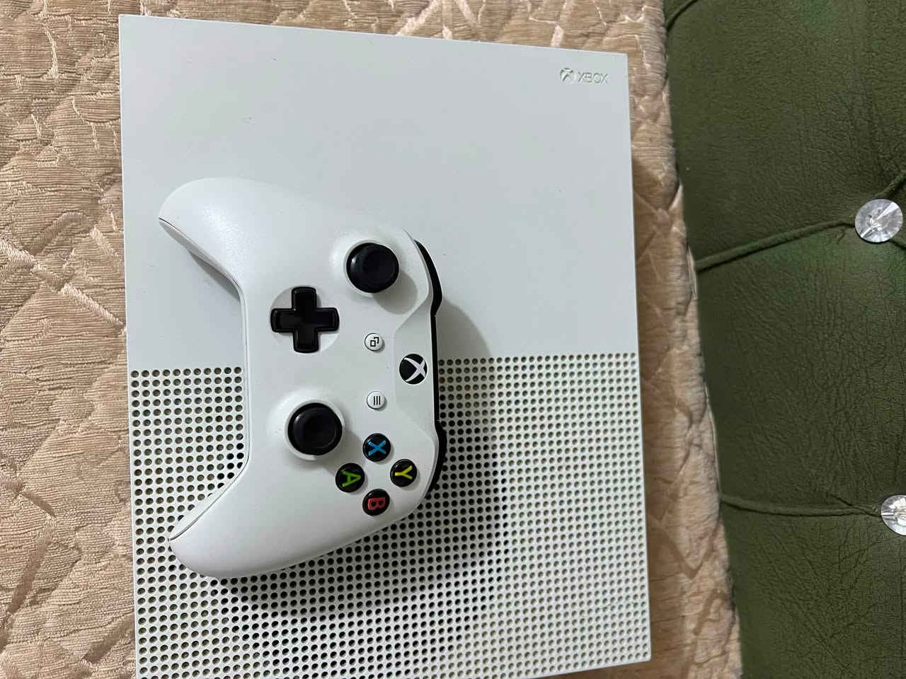 متوفر XBOX ONEنص تيرا مفتوح بي اشتراك وبي ألعاب مشتريها مع شاحن يدات اصلي المكان تكريت القادسيه السعر ٢٠٠


**إذا كنت صاحب هذا الإعلان وتريد حذفه لأي سبب، رجاءا أرسل رسالة إلى الدعم الفني**