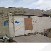 بنجه علي قرب السراط • ٢٠٠م • غرفتين