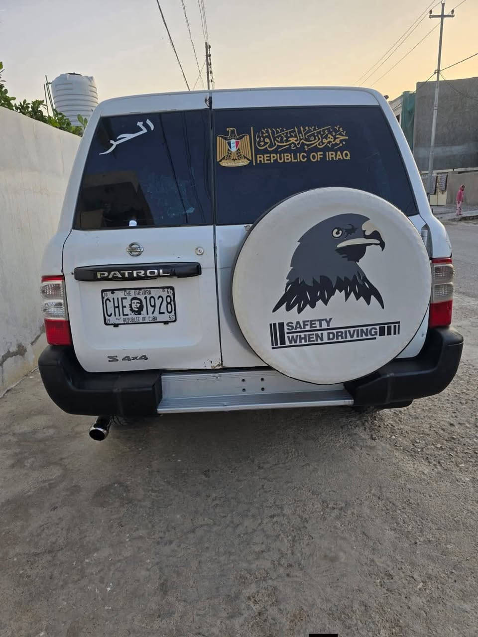 للبيع نيسان باترول مزايده بغداد قطعتين صبغ والباقي كفاله السعر 75......***********
