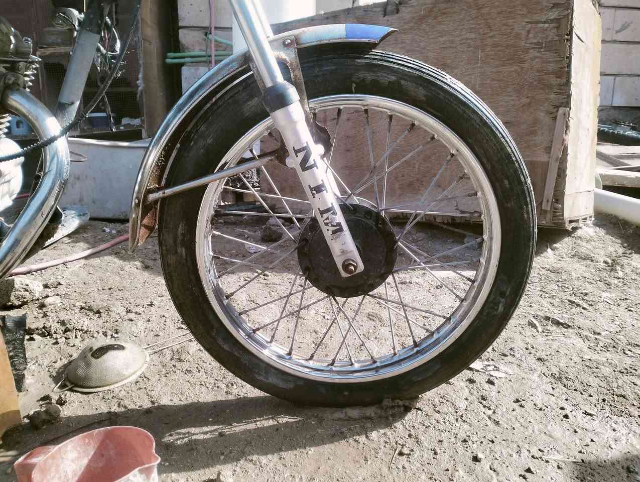 السلام عليكم شباب غراض مال دراجه للبيع تانكي وكشن وسبايدر ومكينه ودبلات خلفي انتنس وويل امامي كامل  وكزوز


**إذا كنت صاحب هذا الإعلان وتريد حذفه لأي سبب، رجاءا أرسل رسالة إلى الدعم الفني**