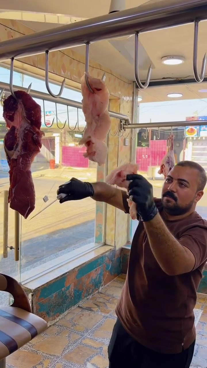 🔥 شوف بعينك شلون نحضّر لكباب اللحم في لحوم فدك… من أجود أنواع اللحم، بطعم ما ينوصف، وشوي يخليك ترجع له الف مـررة😍🥩

📍 جرّبه بنفسك… وخلي الطعم يحچي.


**إذا كنت صاحب هذا الإعلان وتريد حذفه لأي سبب، رجاءا أرسل رسالة إلى الدعم الفني**