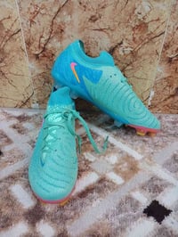 قياس ٤٣ • توصيل مجاني