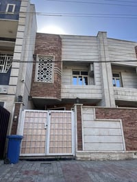 دار للبيع بناء 2019 موقع مميز جدا في منطقة البنوك شارع التربيه الرئيسي...