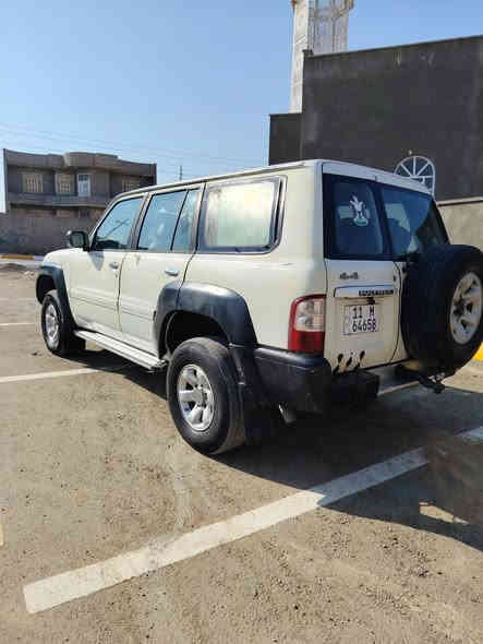 نيسان بترول موديل 2000
رقم بغداد انگليزي بسمي شخصيا
بيه صبغ عام بدون ضربه قويه او گلبه
گير عادي 
دفع رباعي شغال
محرك مكفول
تخم تاير
جام كهرباء 
السعر 78  سعر مال بيع  
هذا رقمي والموشراي اخوان خل يعبر المنشور ***********
