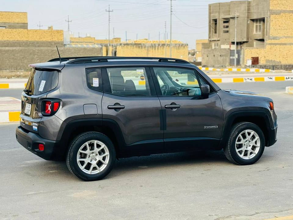 السلام عليكم
جيب رنكد موديل 2019 رقم بصره دولي بسمنه سنويه لغايه 2030
السياره وارد امريكي ضررها جاملق وبنيد بدون ضرر داخلي
موصفات فول
مكينه 2400
ماشيه 85الف
شرط ما مفتوحه
مكينه كير تبريد حداده على وضع الشريكه
اي نقص مابيها وشرط احلا من صور 
العنوان البصره
السعر 110
رقم ***********
رقم *********** البصرة, العراق
