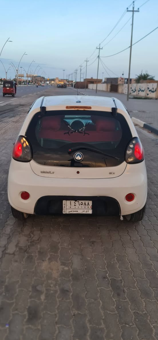جيلي باندا مديل 16  سنويه جديده ورقام انكليزي طالعه باقي بس دكهن مكينه نضيفه الكير فقط البك ما يجي تبريد شغال ثلج حداده زينه كهربائيات كلهه بلاد دواخل نضاف بدي معمر اثر خياس مكفوله من الضربه السعر 35 بيهه مجال مكاني البصره ابو الخصيب شراي يتصل ***********
