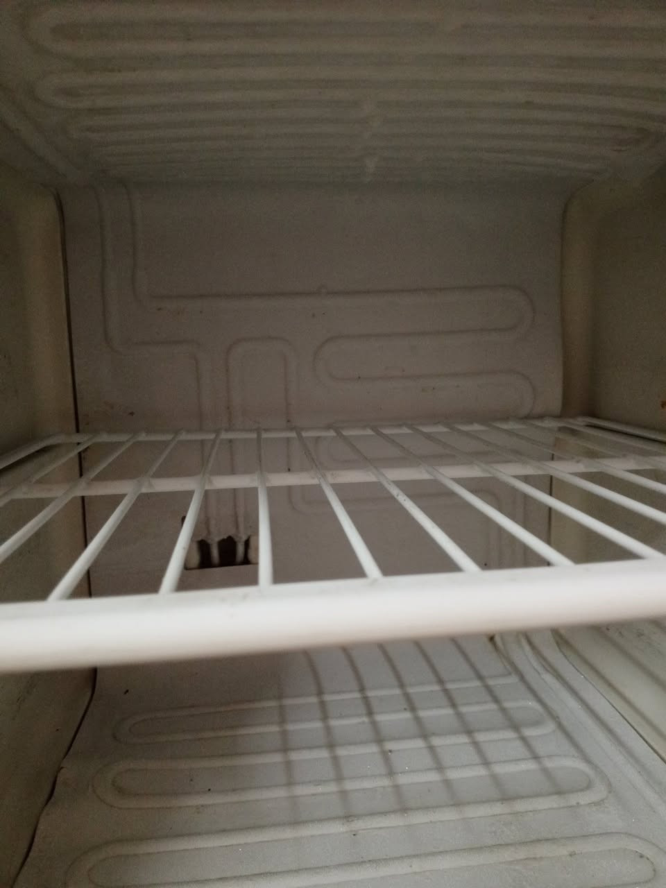 السلام عليكم 
ثلاجه نوع دنكه قياس 12قدم تجميد فول خير من الله نضيفه سعره 125 مكانه الصويره حي العسكري ***********
