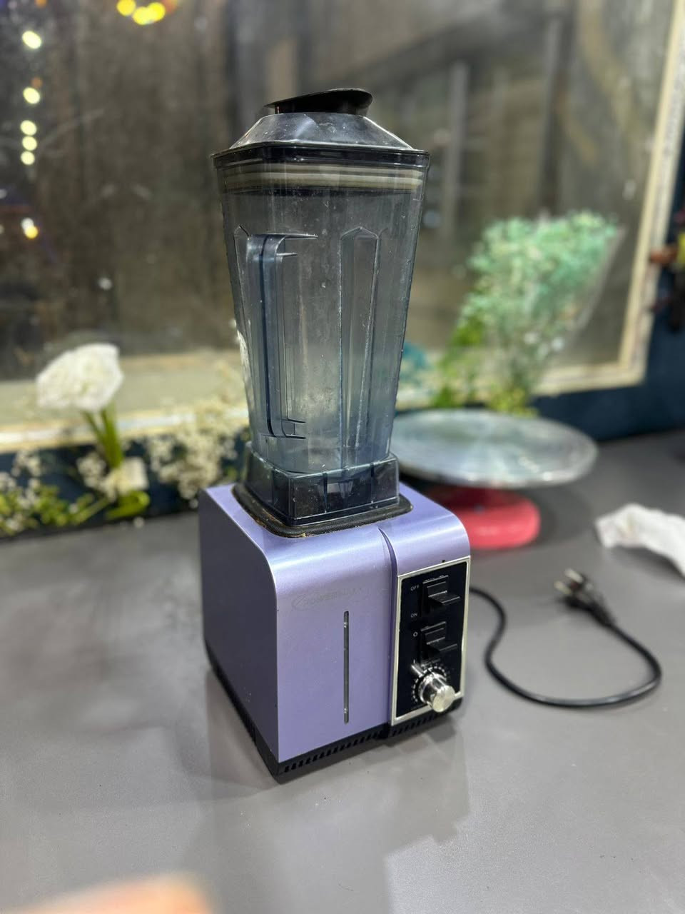 ١مكينة قهوة ٢.مكينة ثلج ٣ كابسة وافل. ٤خلاط


**إذا كنت صاحب هذا الإعلان وتريد حذفه لأي سبب، رجاءا أرسل رسالة إلى الدعم الفني**