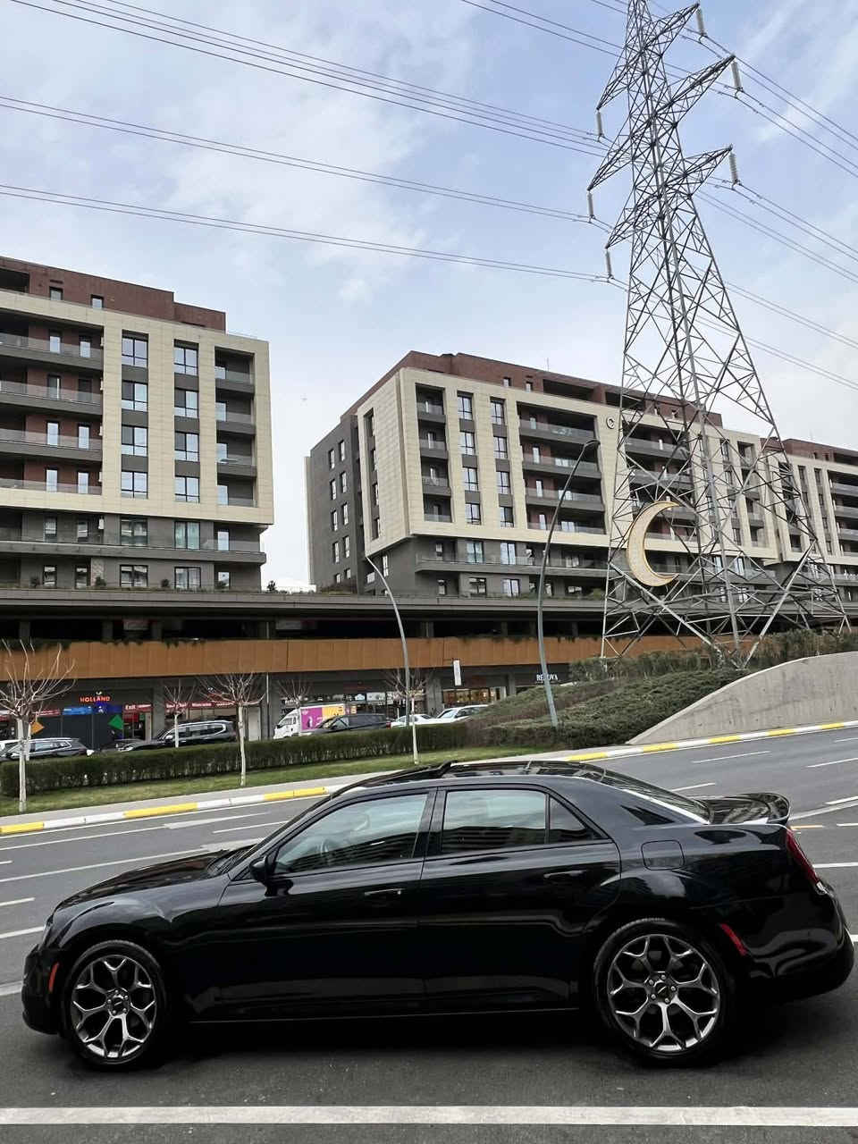 Chrysler S300 2015
clin title
کرایسلر ٢٠١٥ کلین
مواسەفات S فول فول کەنەدی
پانۆراما
بەصمە
کوشن جلد
کوشن کارەبا
سەماعە بیتس
گێڕی سەر سوکان
شەخال
کامێرا 
تەحویلو خەرامە بەشەرت
سەیارەکە بێ بۆیاخە   بێ پارچە گۆران  
ئێرباک هەموی بەشەرت شەریکەیە
گێڕو مەکینەی بە شەرت نەکراوەتەوە
 دەعمی بۆ دەعمی بەشەرت 
شوین سلیمانی
*********** whats app
