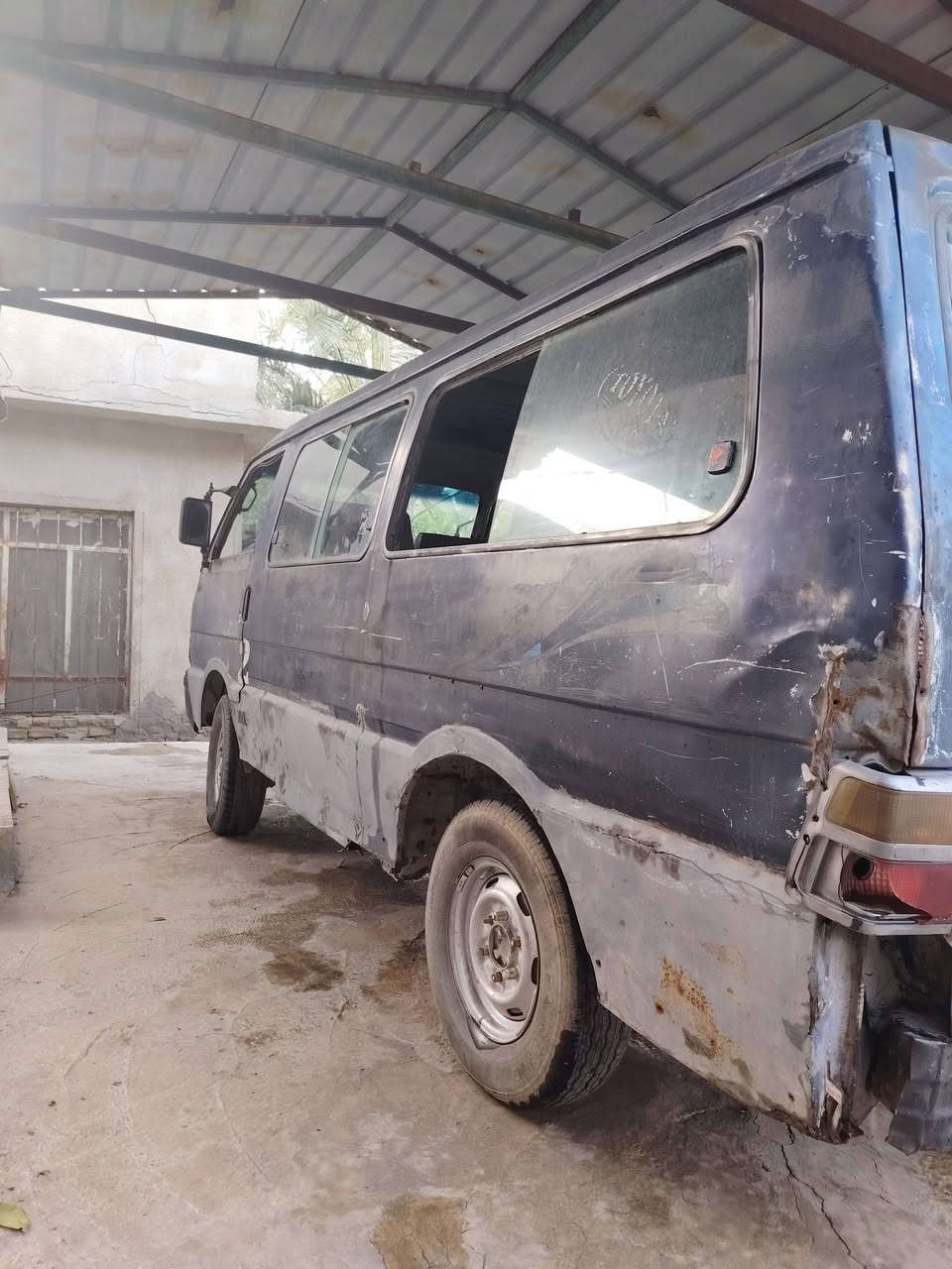 السلام عليكم كيا بسته ١٩٩٤ رقم الألماني بغداد راعيها ما اندله مكينه كير واكسن بلجيس مكفولات سعرها ١٤ ورقة مكانها كربلاء ***********
