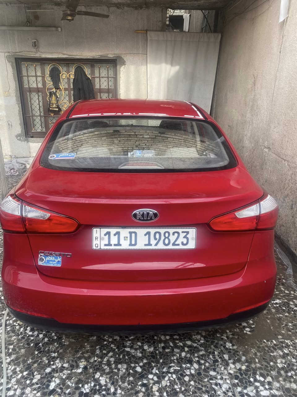 كيا سيراتو مديل 2016 ماشيه 75 جراد قليل بيهه السعر 130$   *********** بغداد حي الجهاد المحرك 1600
